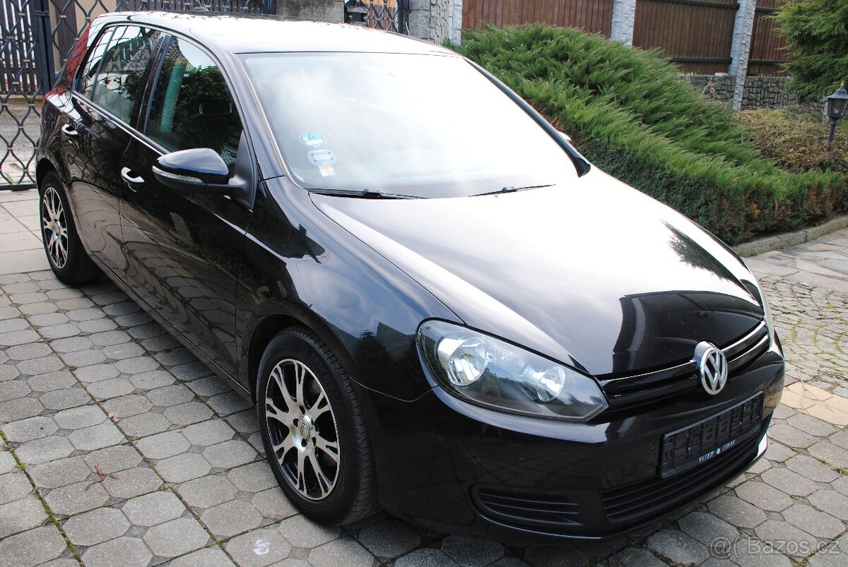 VW GOLF 6 2.0TDi 81kW - climatronic - navigace - handsfree - 4
