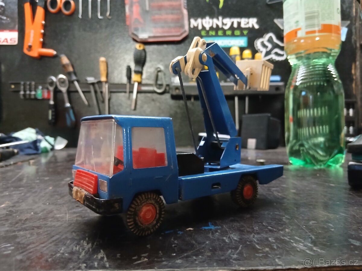 Plechový model tatra - 4