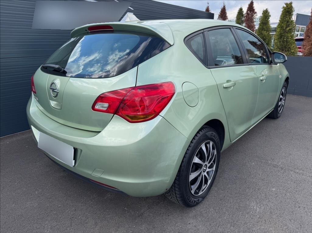 Opel Astra 1,4 (2012) - 4