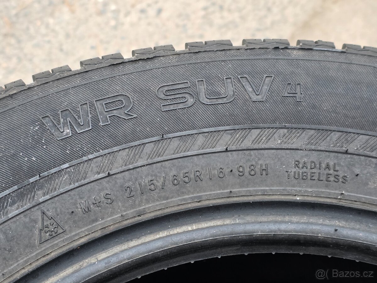 215/65/16 Zimní pneumatiky Nokoan WR D4 a SUV 4 - 4
