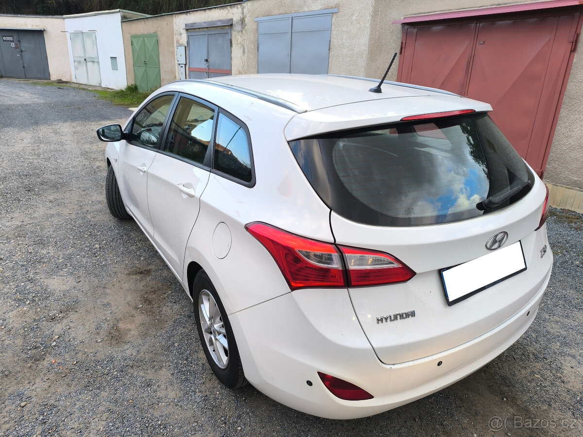 Hyundai i30 Combi 1.4 16V - 4
