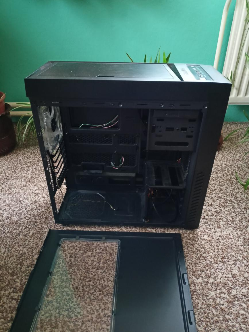 ATX skříň Zalman R1 - 3x 120mm fan | Midi Tower | Pěkný stav - 4