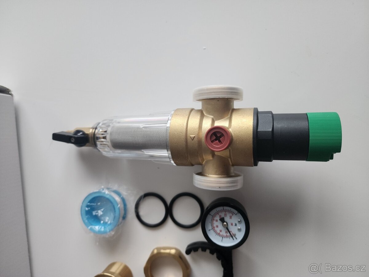 Mosazný předfiltr vody s regulátorem tlaku a manometrem - 4