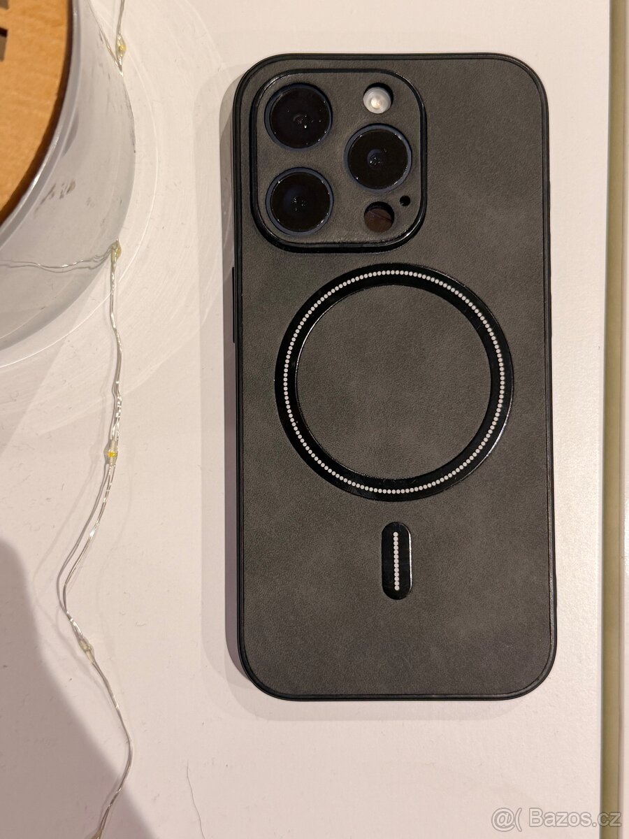 Prodám iPhone 15 pro 128GB - Modrý - 4