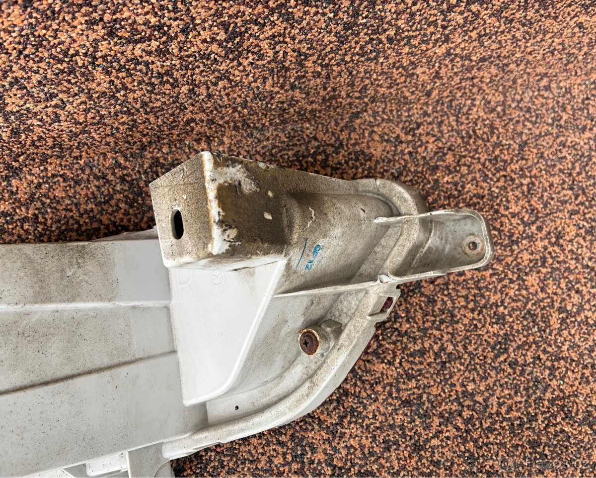 Mazda CX-5 KF pravá zadní odrazka - 4