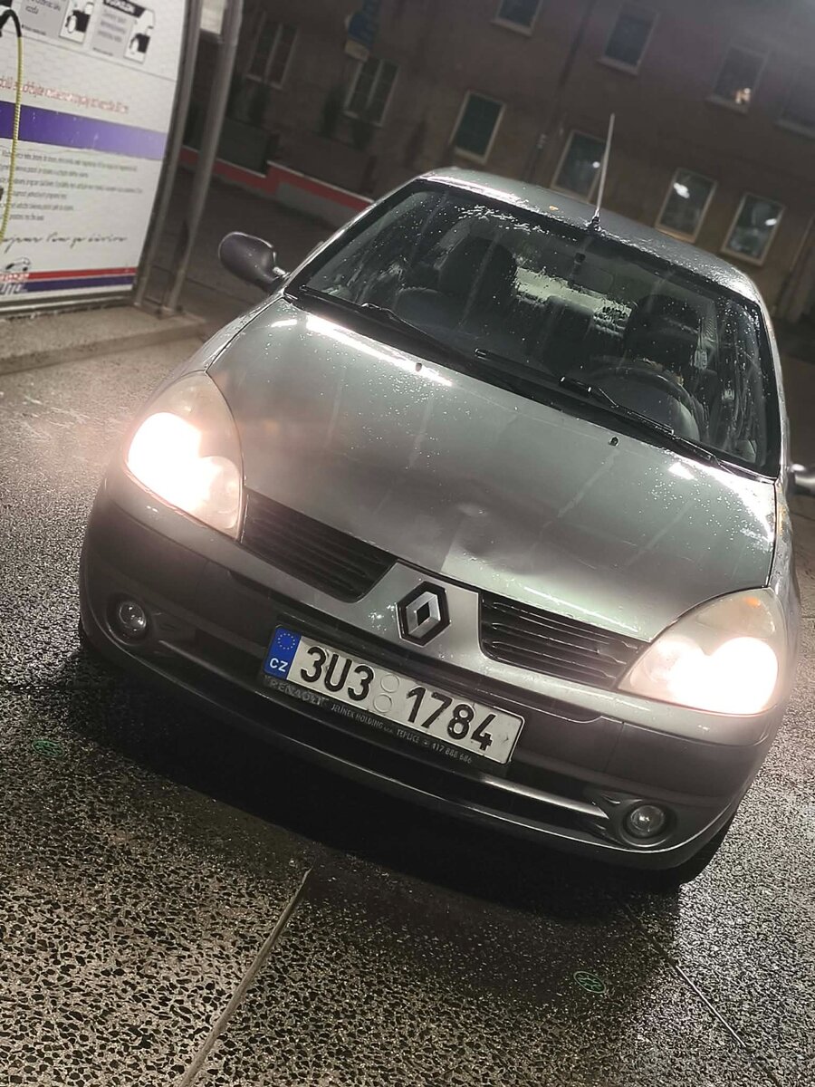 Renault Thálie 14. Benzín ..Rok 2005. - 4