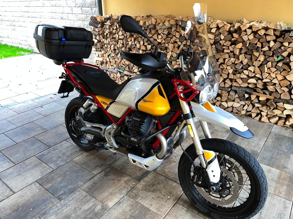 Prodám Moto Guzzi V85TT - 4