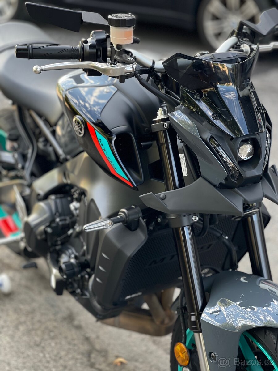 Yamaha MT 09 - 4