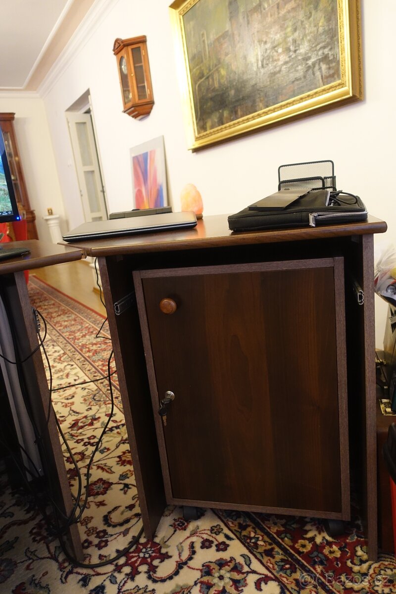 Kancelársky stôl - 4