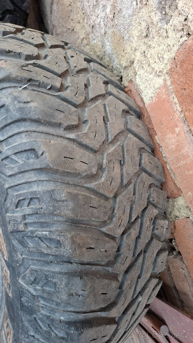 Pneu s disky 31x10.5 R15 - 4