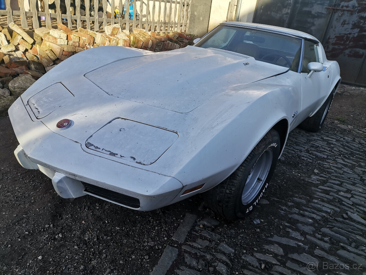Chevrolet Corvette Stingray C3 - 4