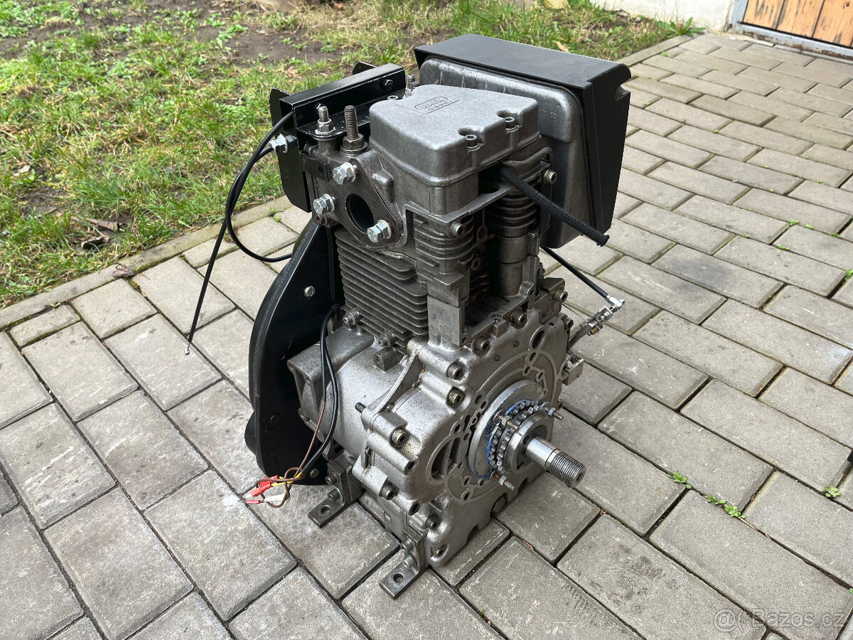 Royal Enfield Diesel rám + motor Hatz + TP - 4
