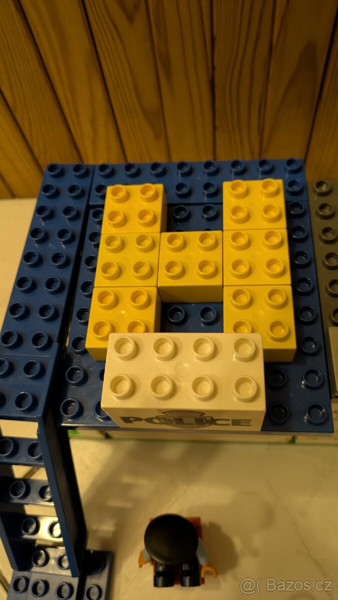 Lego Duplo pošta + policejní stanice a vězení - 4