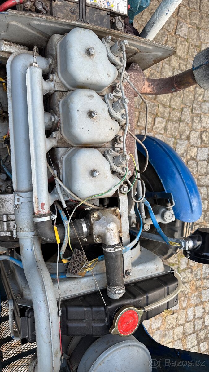 Traktor Zetor 3011 - 4