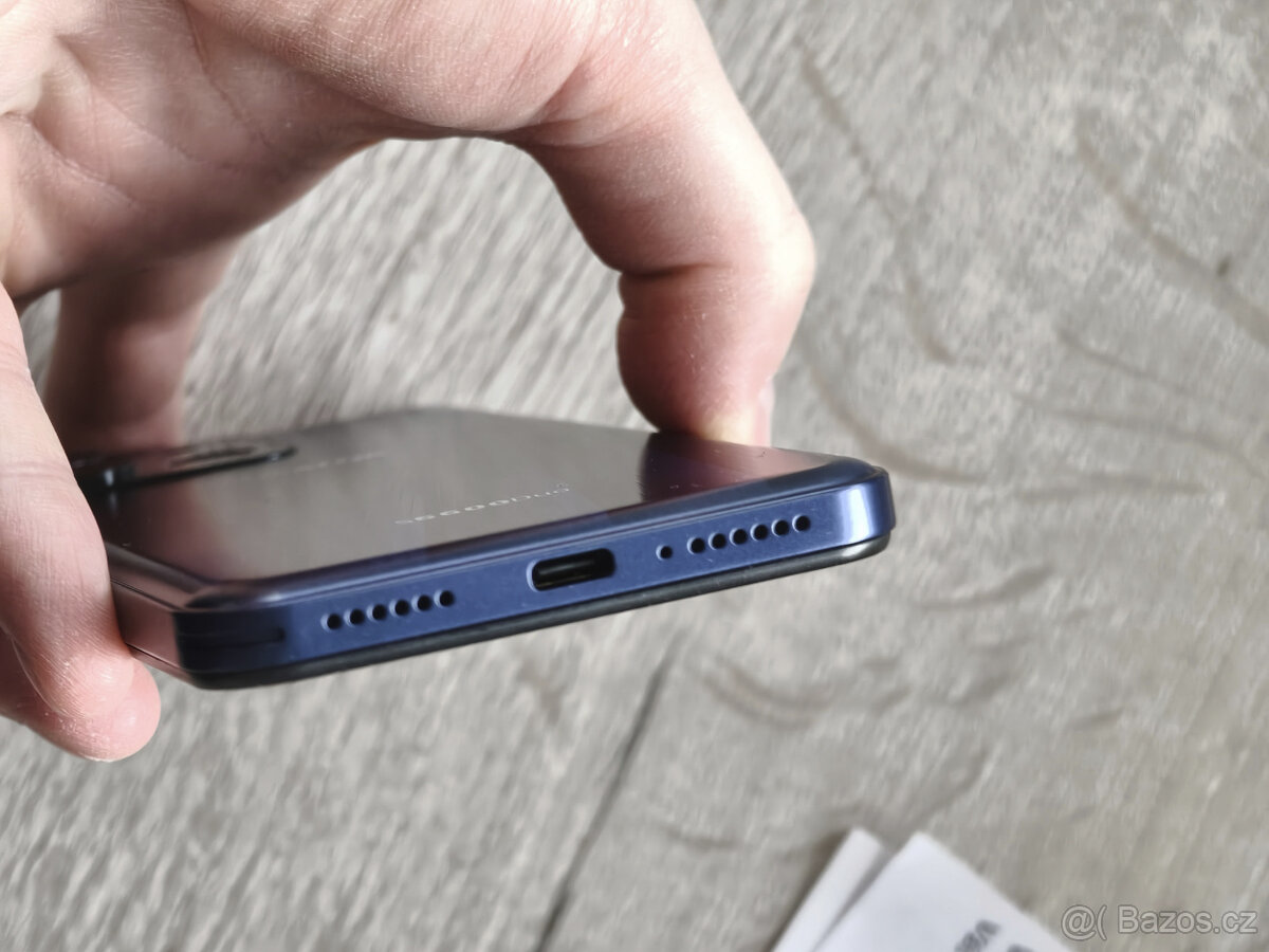 Nepoužitý telefon pro seniory Aligator S6600 Duo 4GB/64GB - 4