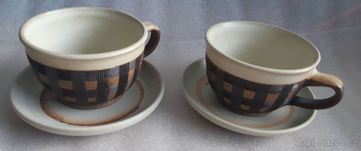 Keramické hrnečky a váza - 4