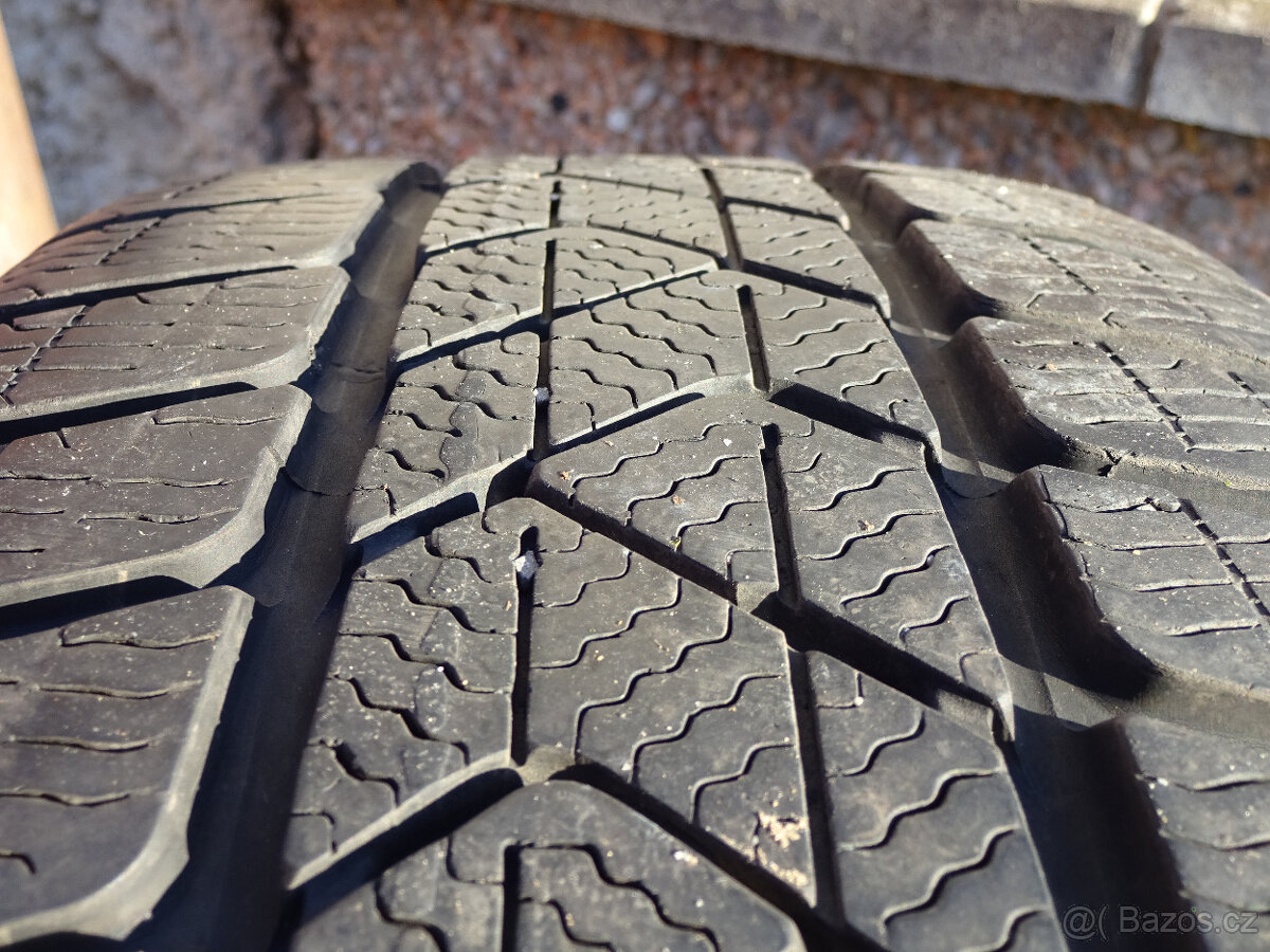 VW Touran - zánovní zimní alu kola 16" ET48 2K7601025 - 4