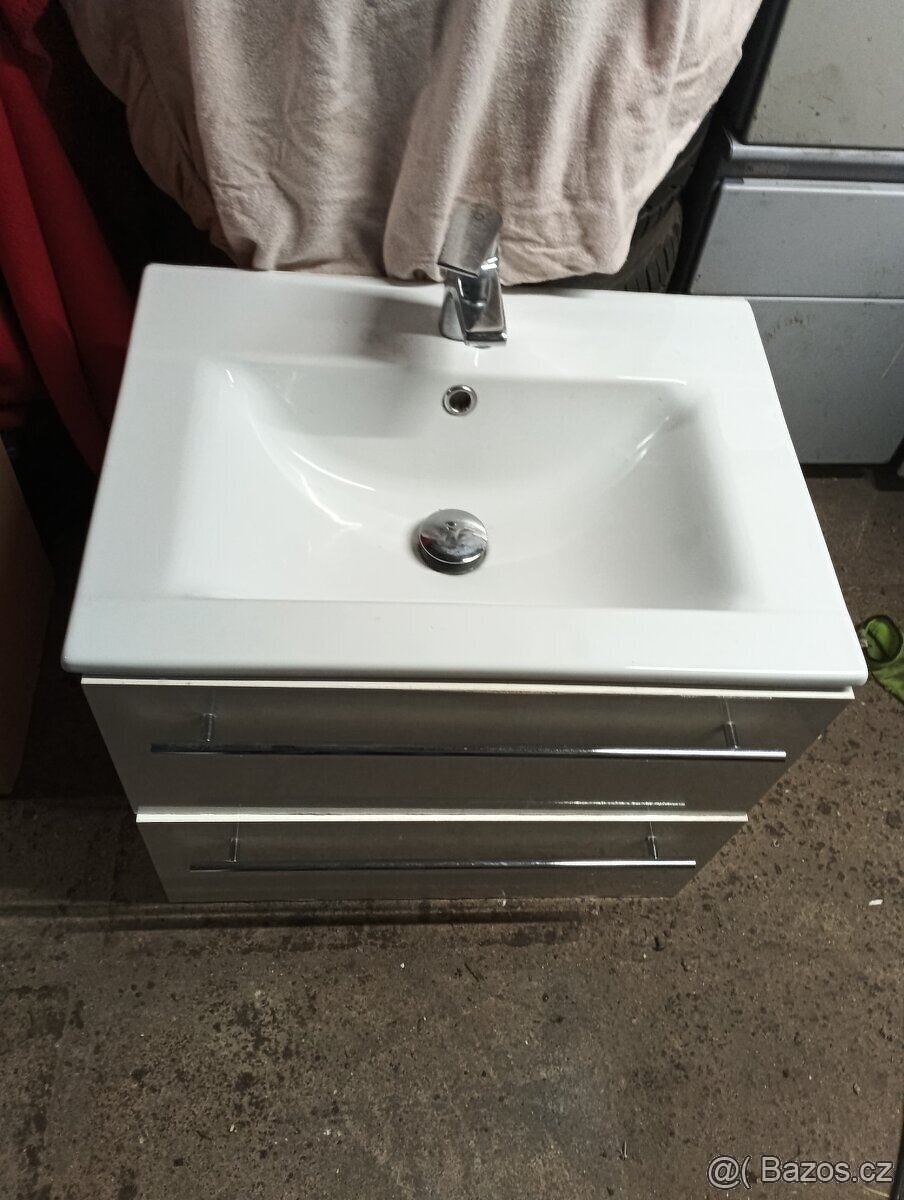 sprchový kout+umyvadlo+WC - 4