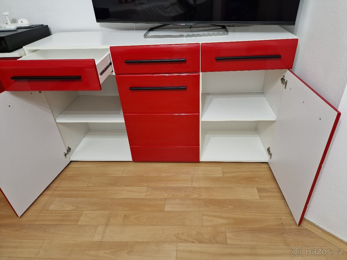 Prodám 2 komody - 4