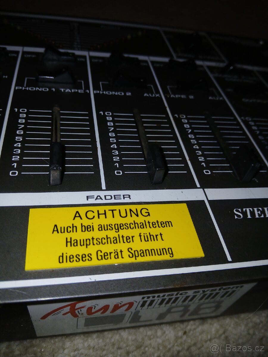 Soundcraft DJ pult stereo mixér - 4