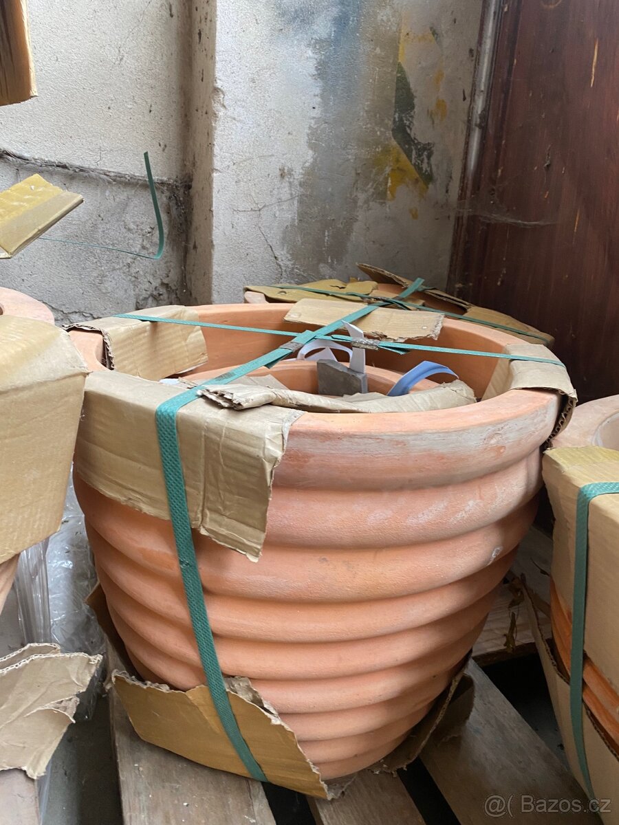 Sady květináčů - 4