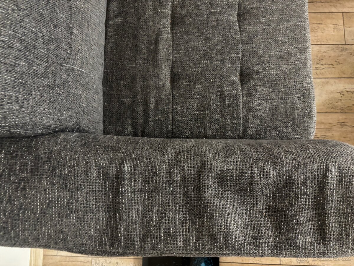 Sedačka šedé barvy - 4