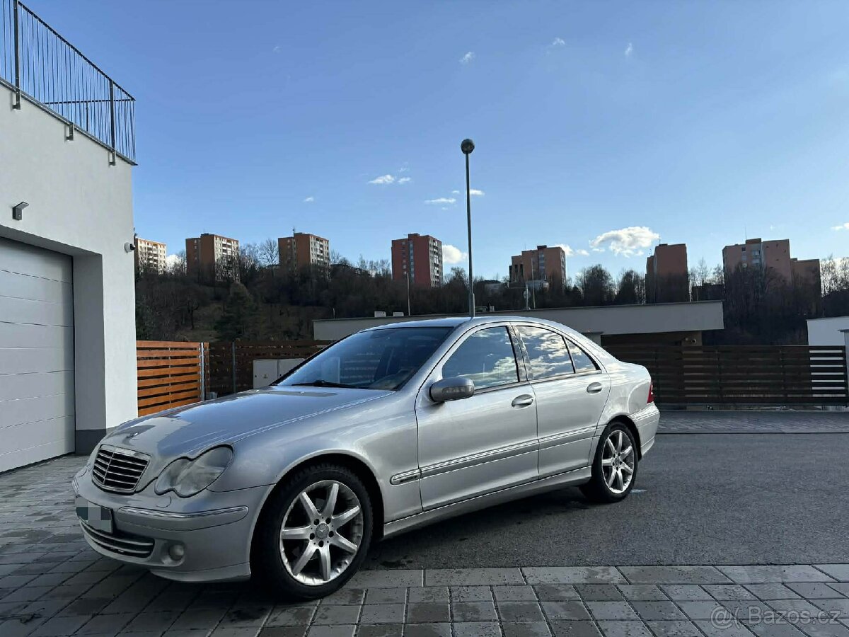 Mercedes-Benz C220CDI - 4