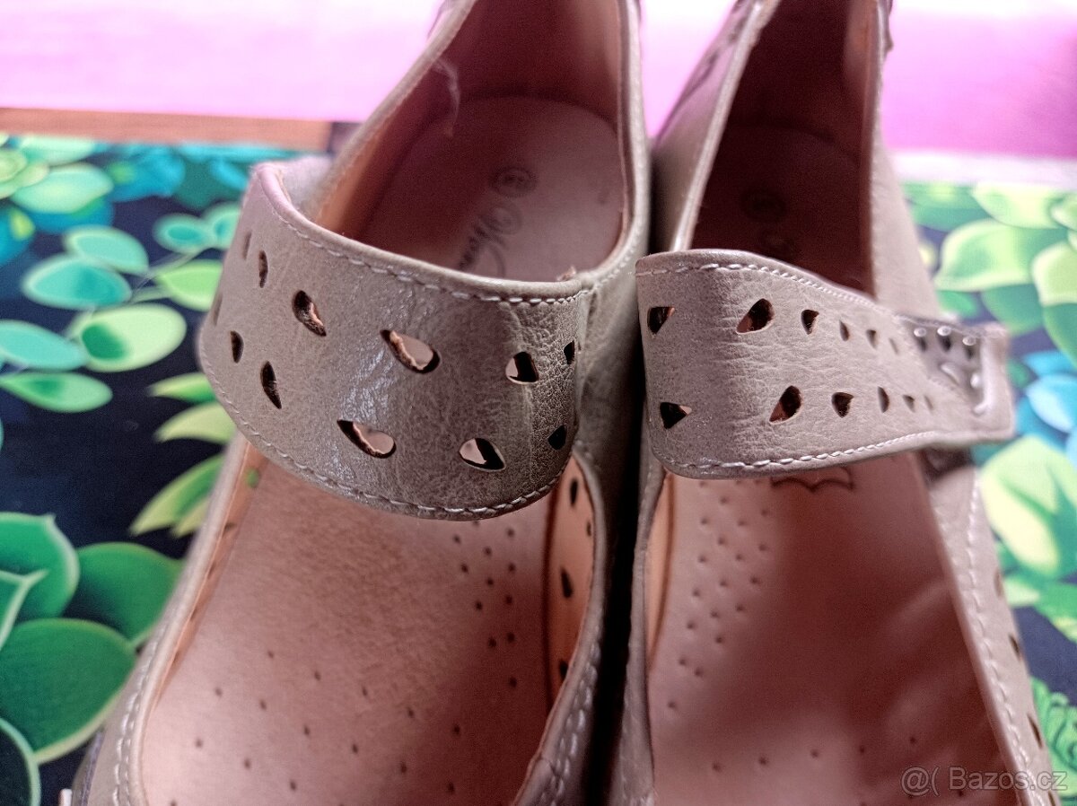 Béžové vintage boty - 4