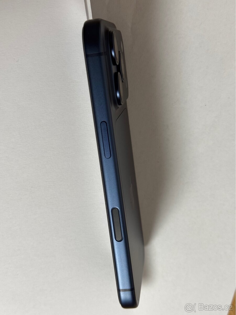 iPhone 17 Pro - 4