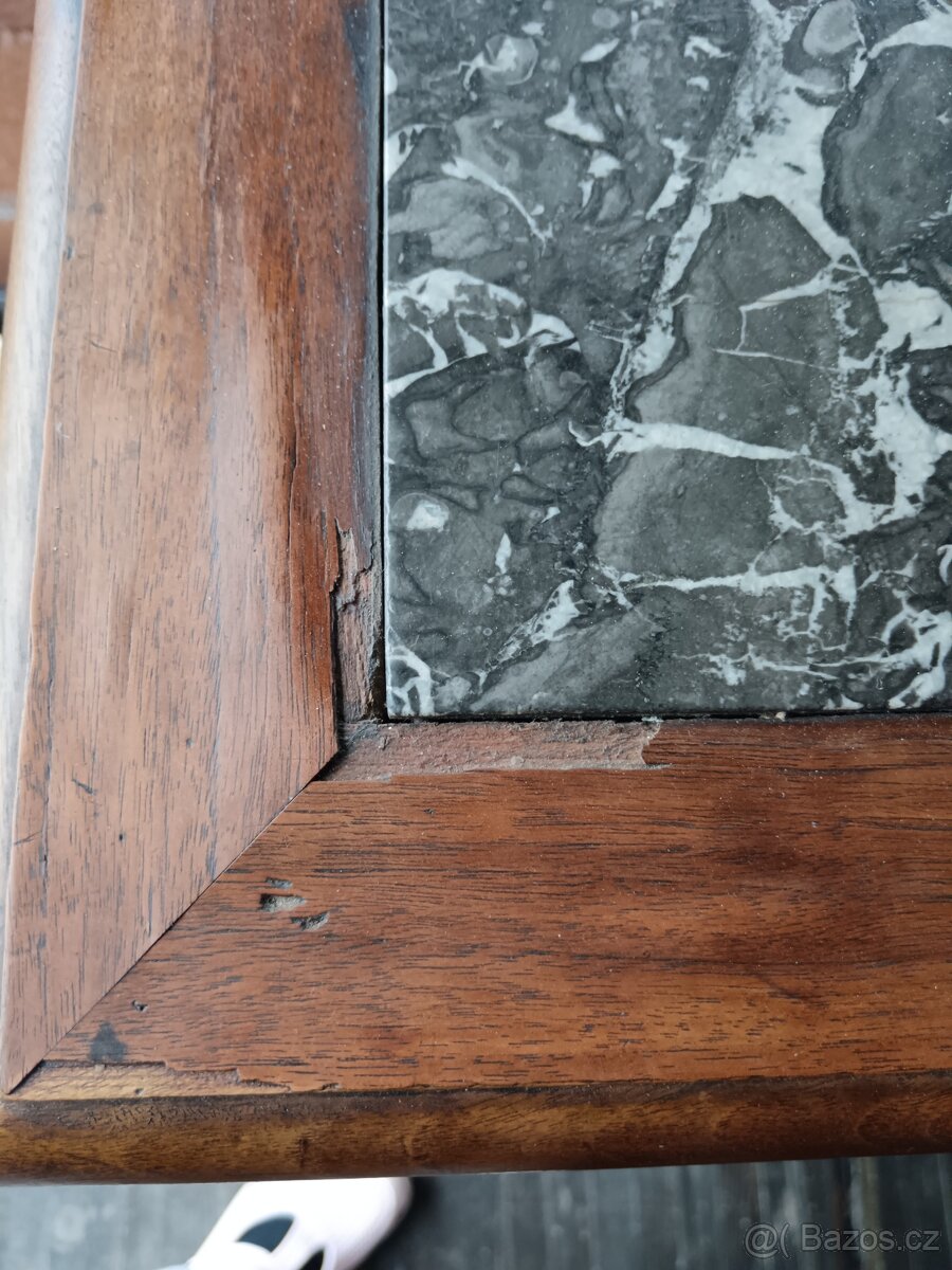 Prodám starou komodu - 4
