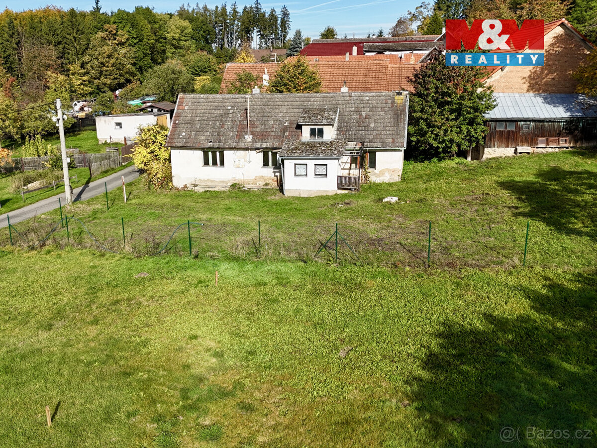 Prodej pozemku pro výstavbu, 802 m², Lipiny u Veliše - 4