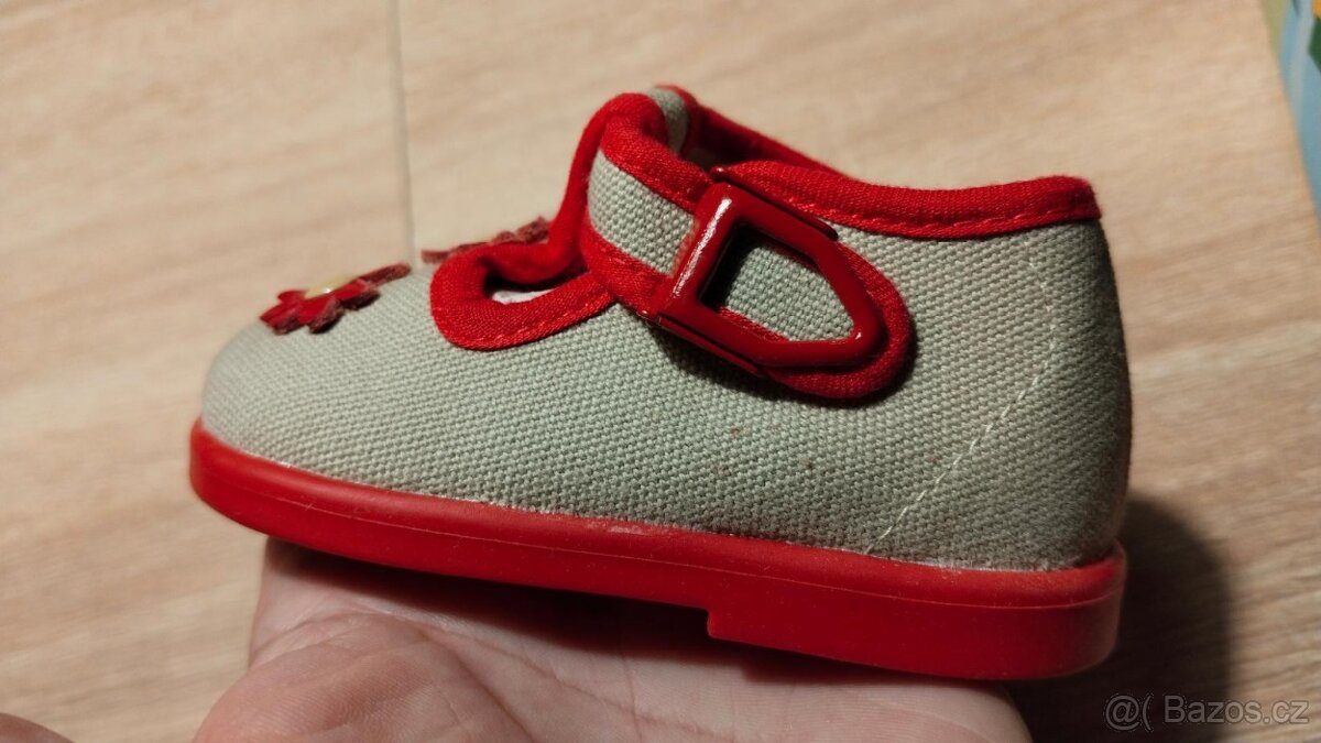 NENOŠENÉ Botičky - 4