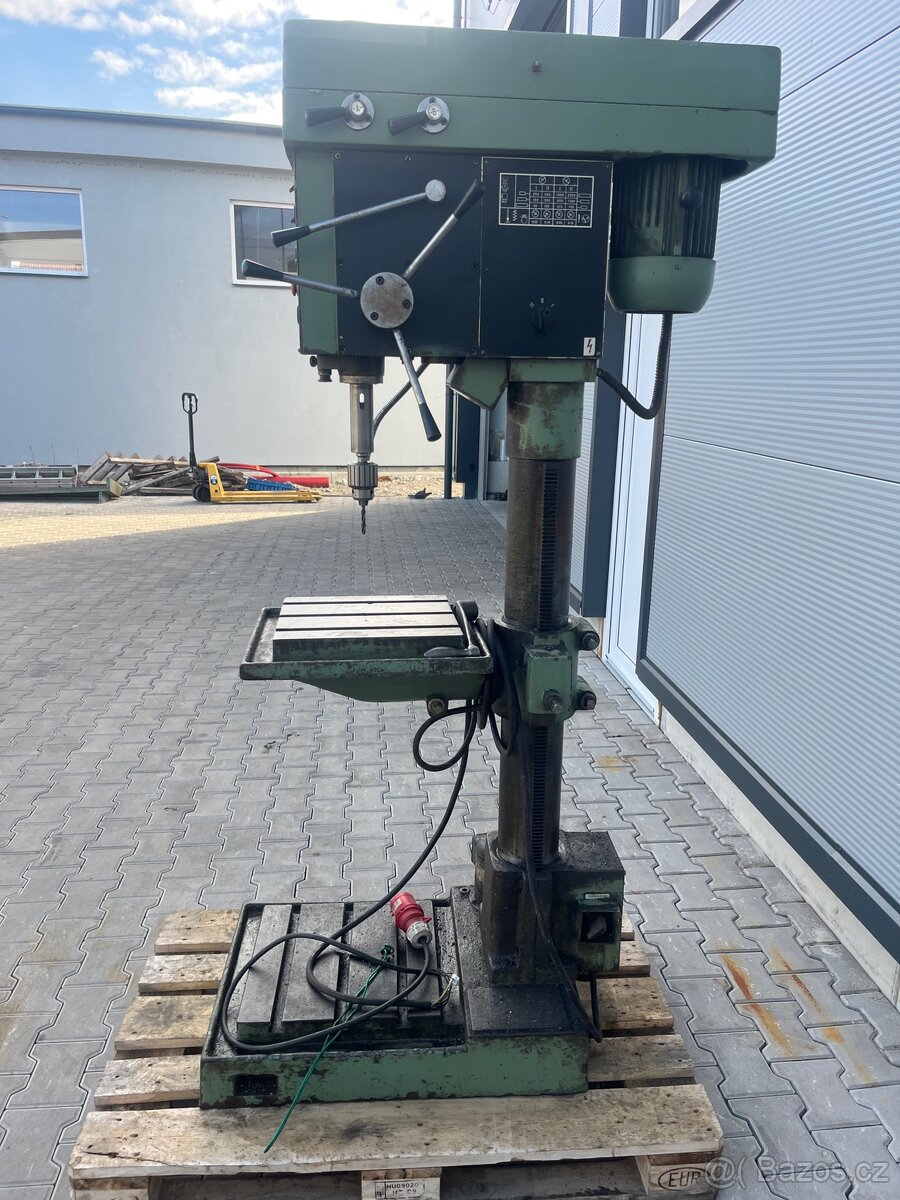 Vrtačka sloupová NK203 - 4