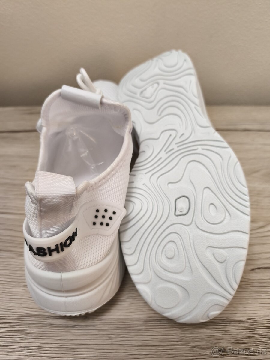 Nové dámské tenisky vel. 40 - 4