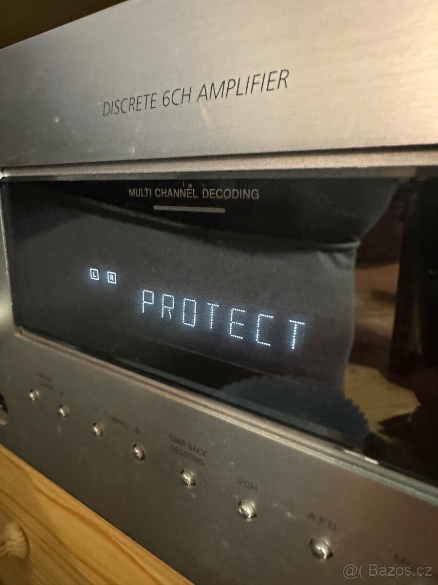 Vadný zesilovač SONY STR-DB790 - 4