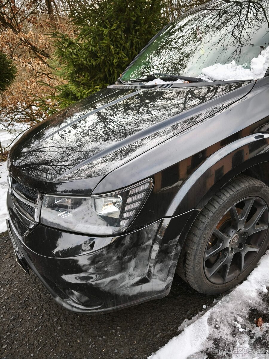 Na náhradní díly nebo opravu - 4