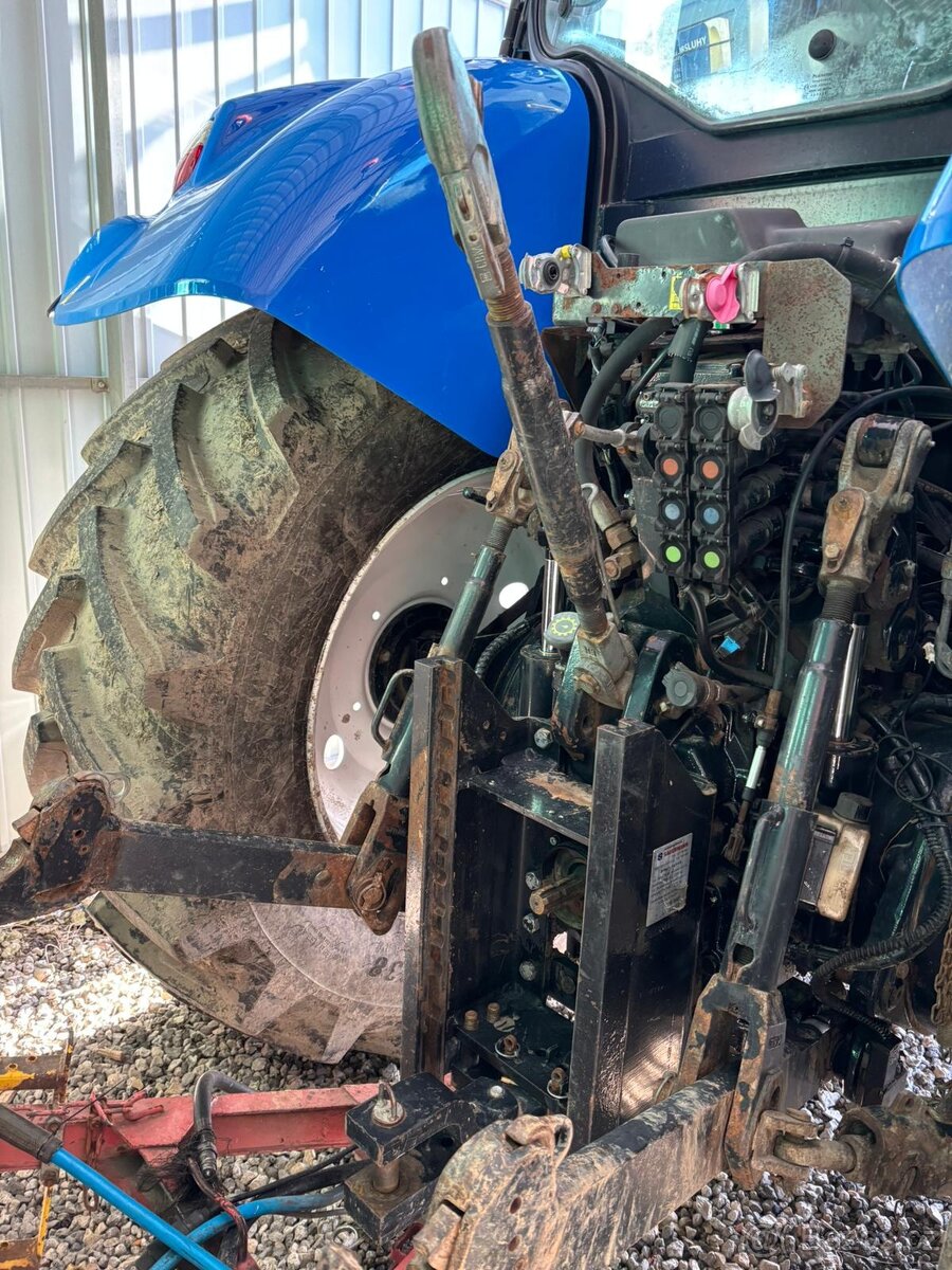 New Holland T7.200 - 4
