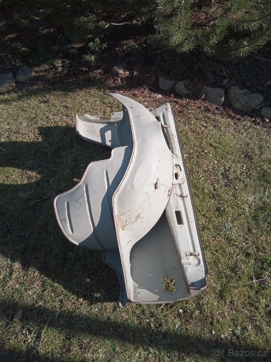 Blatníky s podběhem na Wartburg 353 - 4