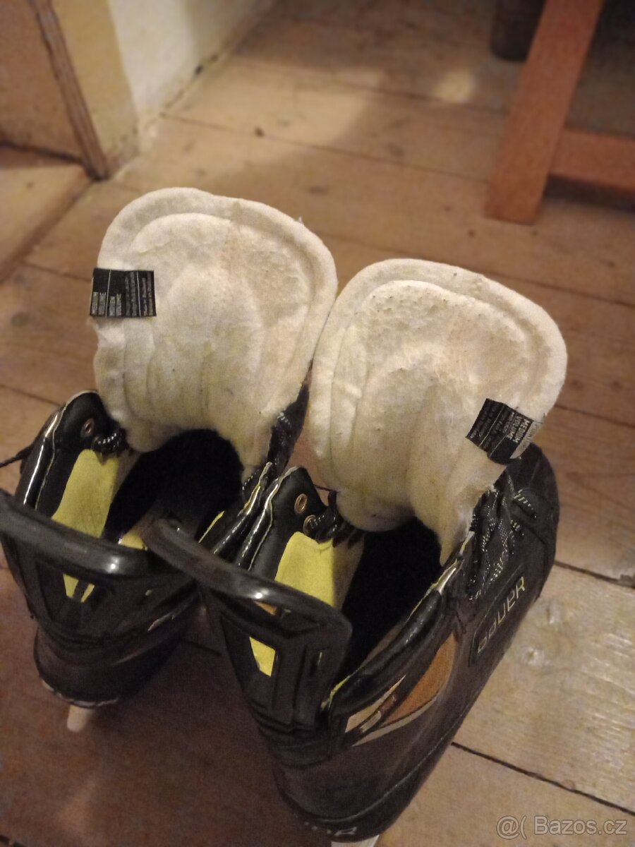 Brusle Bauer 3S Pro, vel. 10,5 - 4