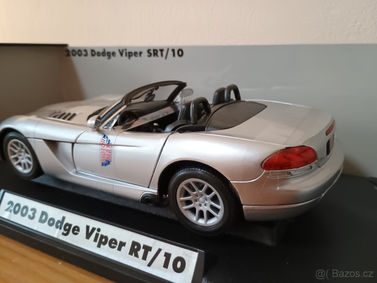 1:18 MOTOR MAX - Dodge Viper RT/10 (2003) - 4