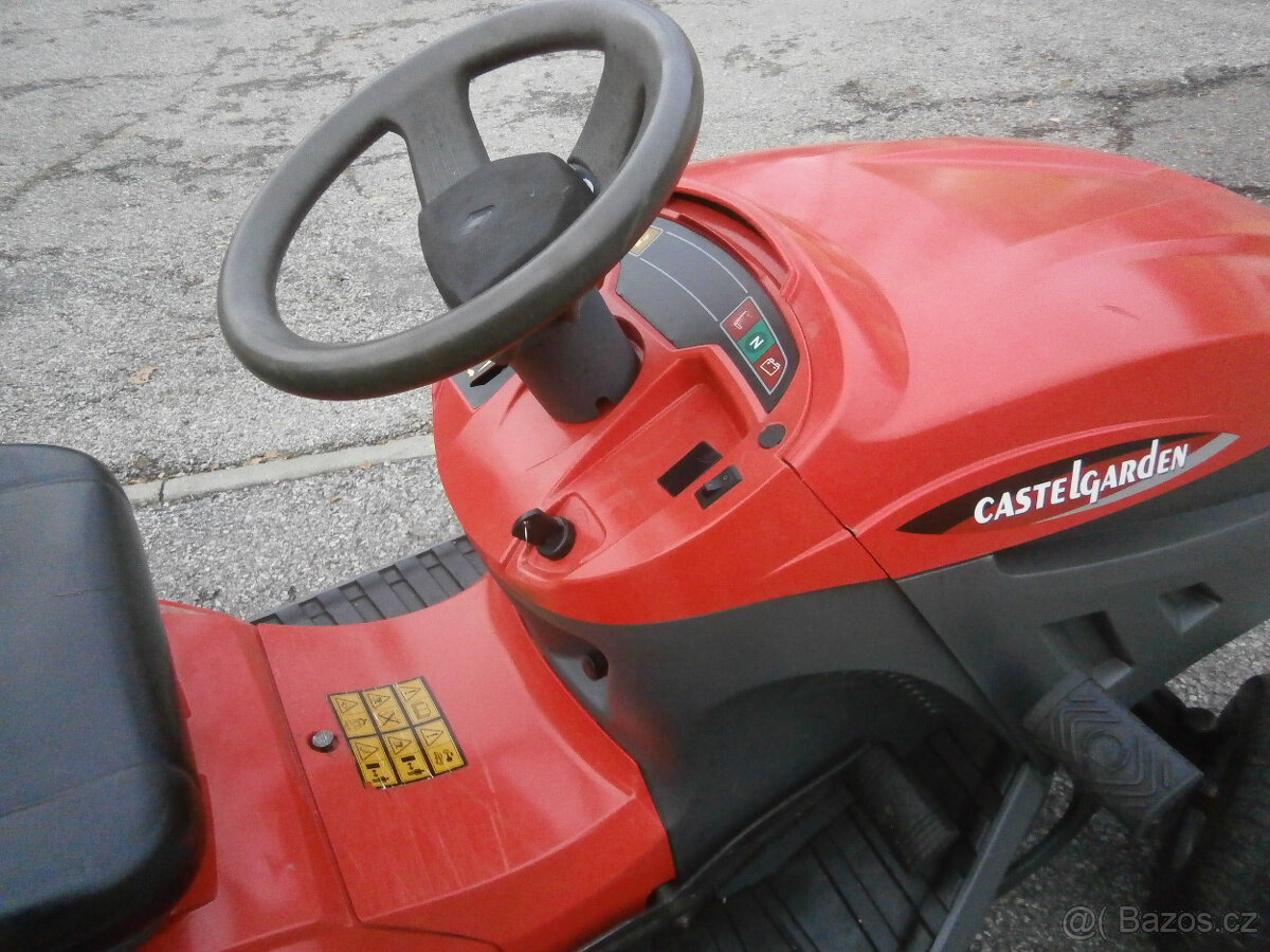 Zahradní traktor Castelgarden - 4