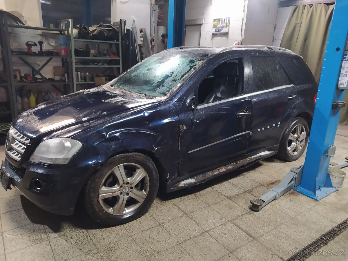 Mercedes-benz ML W164 320cdi ML500 ML350 náhradní díly - 4