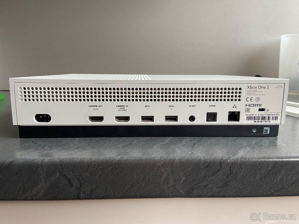 xbox one s + příslušenství - 4