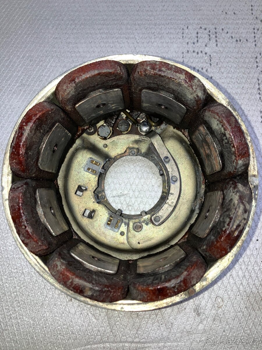 Dynamostartér Velorex 350 - 4