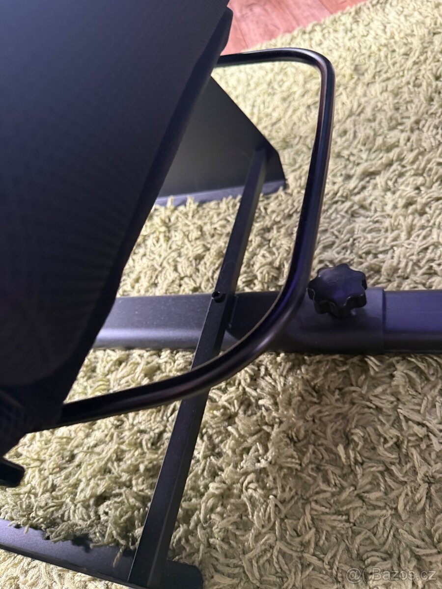 Playseat Evolution + Thrustmaster T300 - 4