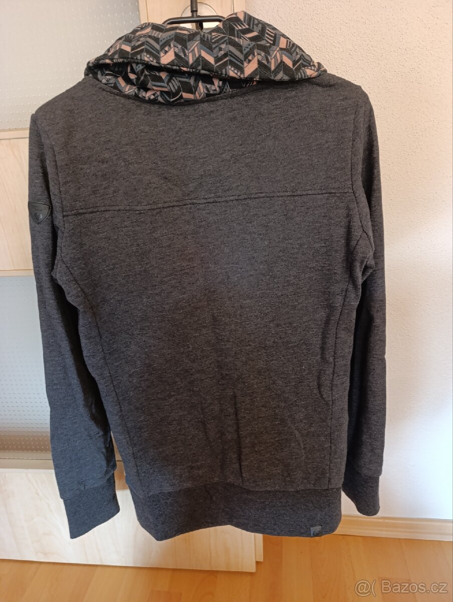 Skoro nenošené mikiny Ragwear - 4
