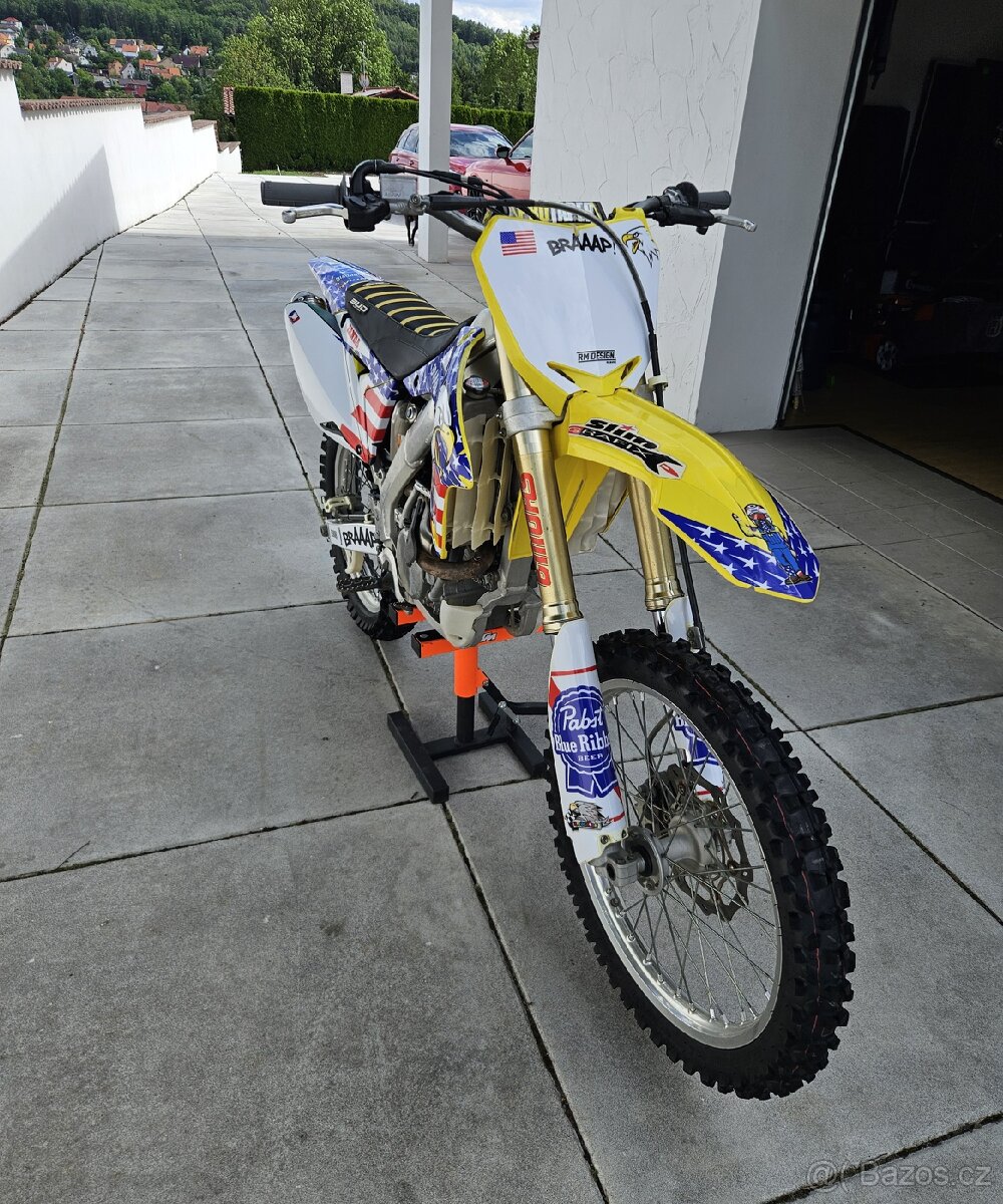 Suzuki rmz 250