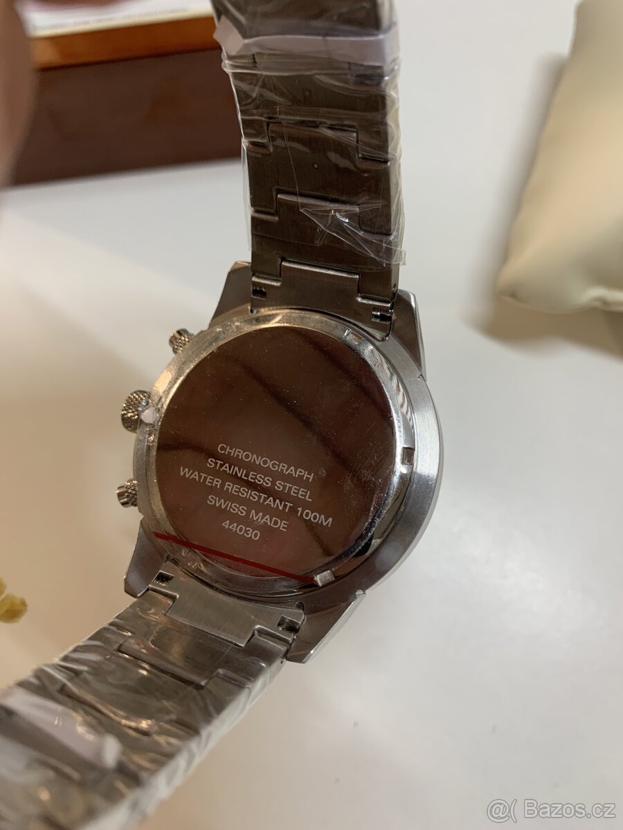 Nové hodinky Dynamax se švýcarským strojkem Ronda 5040D - 4