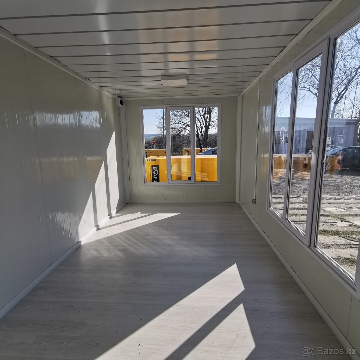 Obytný kontejner PMP o rozměru 3 x 7 m - 4