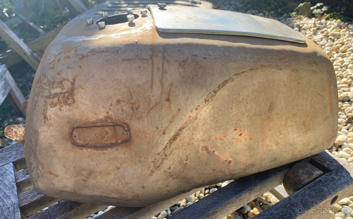 Jawa_Tatran Soutěžní nádrž - 4